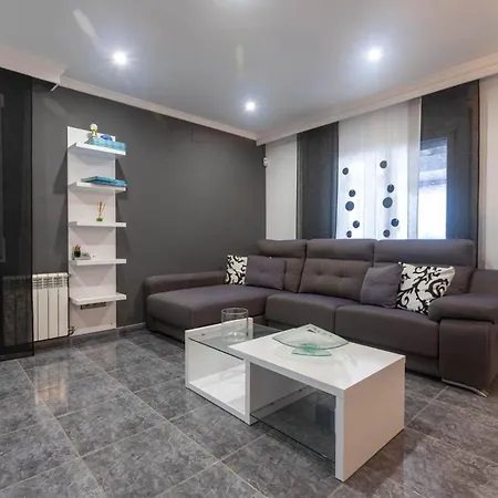 Rnet - Collsacabra Con Piscina Privada Vila *
