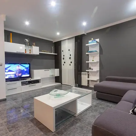 Rnet - Collsacabra Con Piscina Privada Vila *